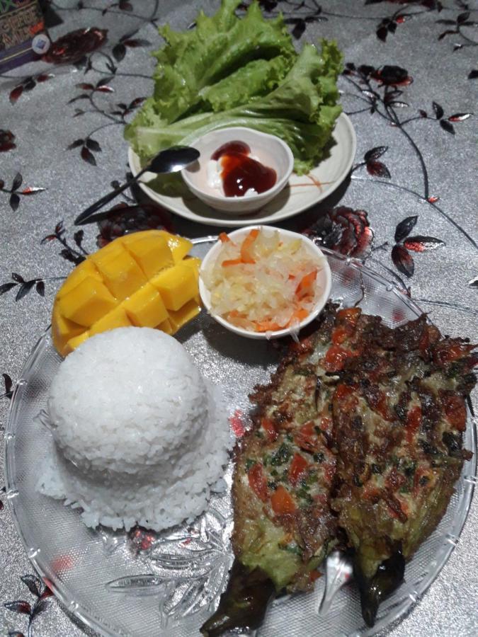 LHOYJEAN Garden Hostel Batuan Buitenkant foto
