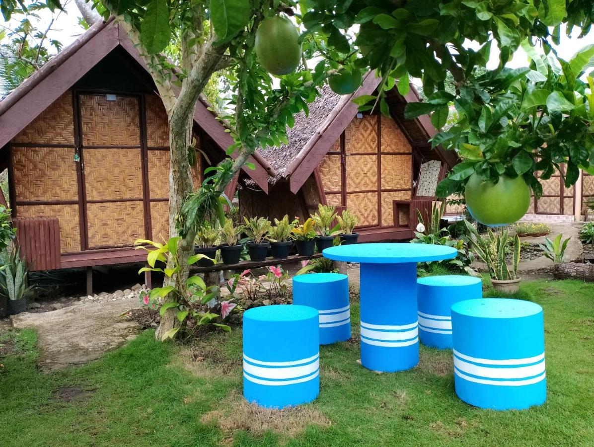 LHOYJEAN Garden Hostel Batuan Buitenkant foto
