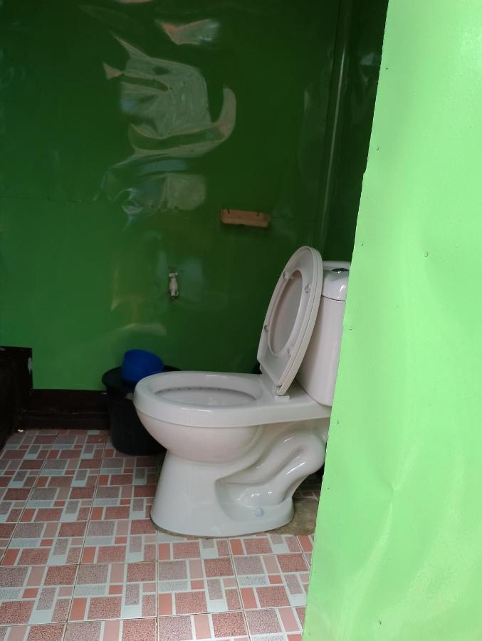 LHOYJEAN Garden Hostel Batuan Buitenkant foto