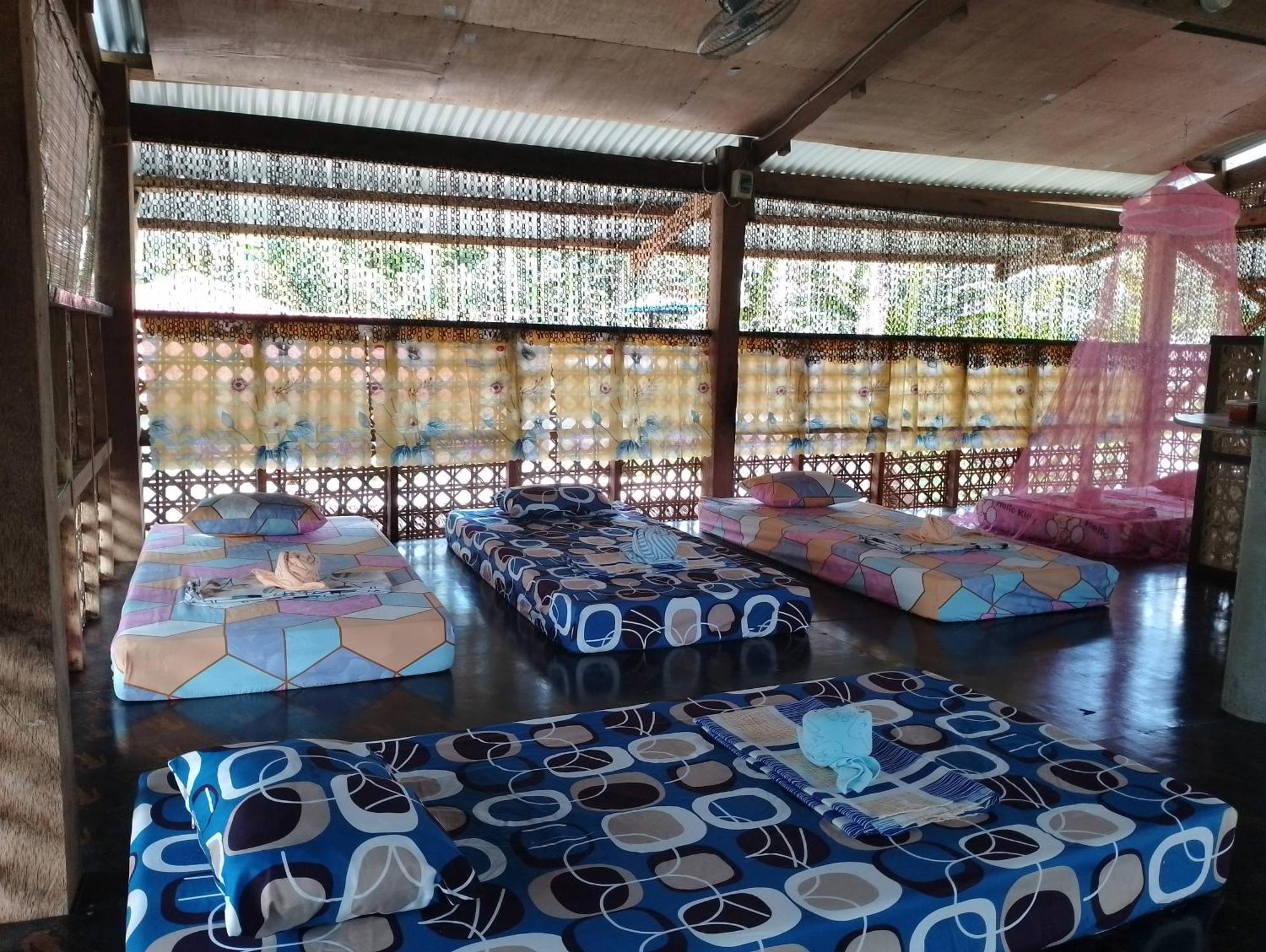 LHOYJEAN Garden Hostel Batuan Buitenkant foto
