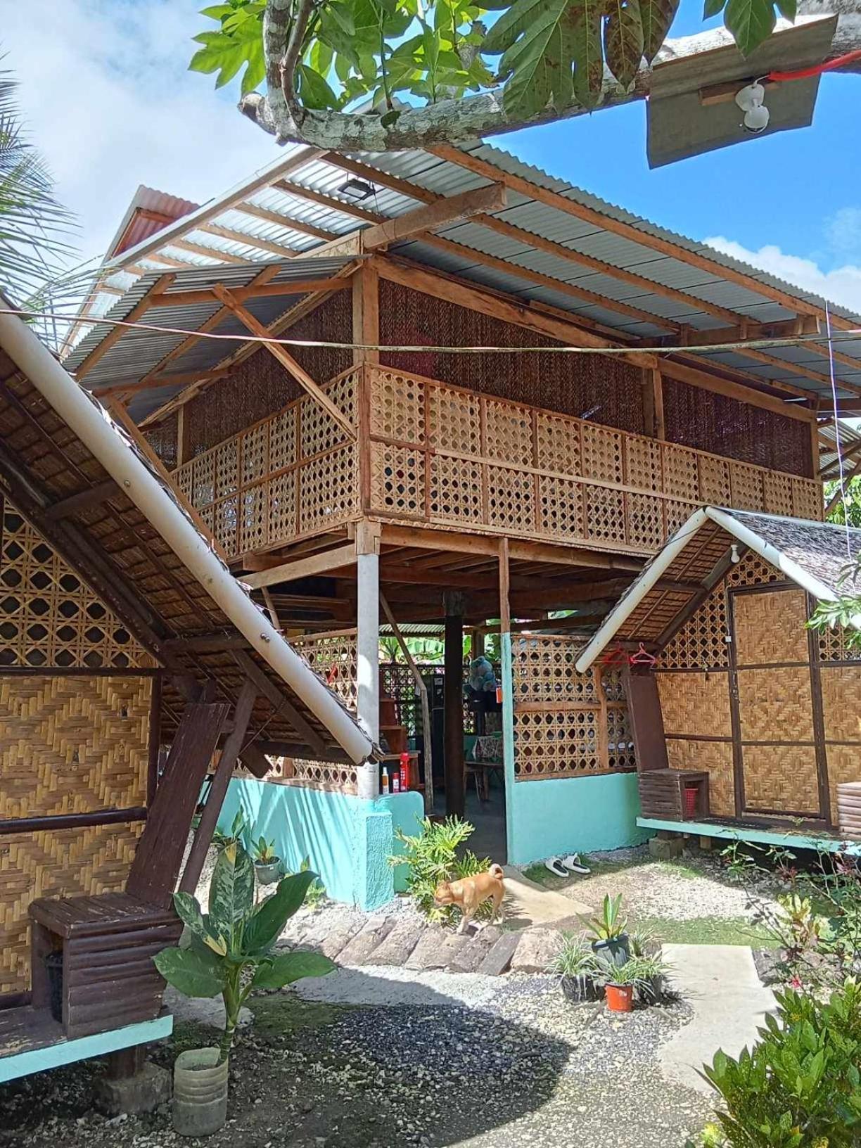 LHOYJEAN Garden Hostel Batuan Buitenkant foto