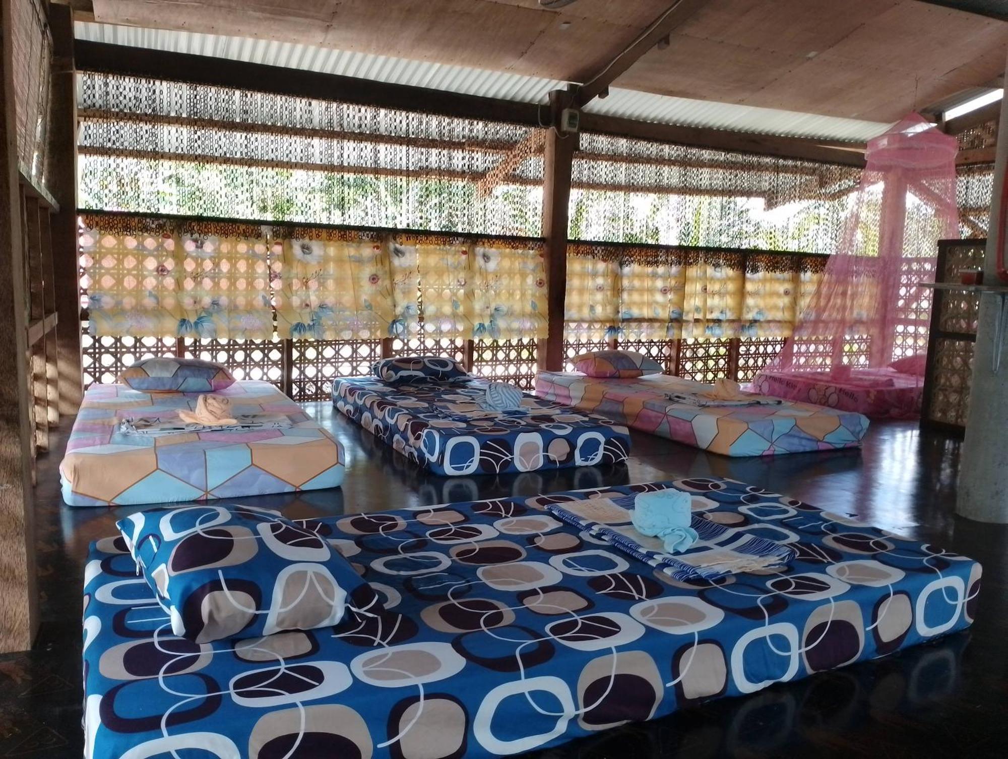 LHOYJEAN Garden Hostel Batuan Buitenkant foto